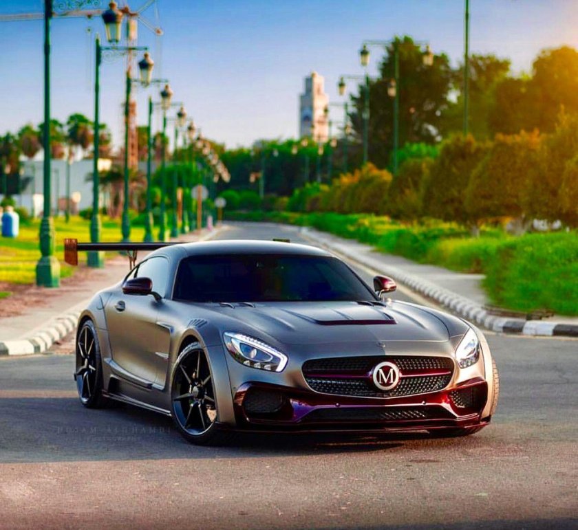 Мерседес Бенц АМГ