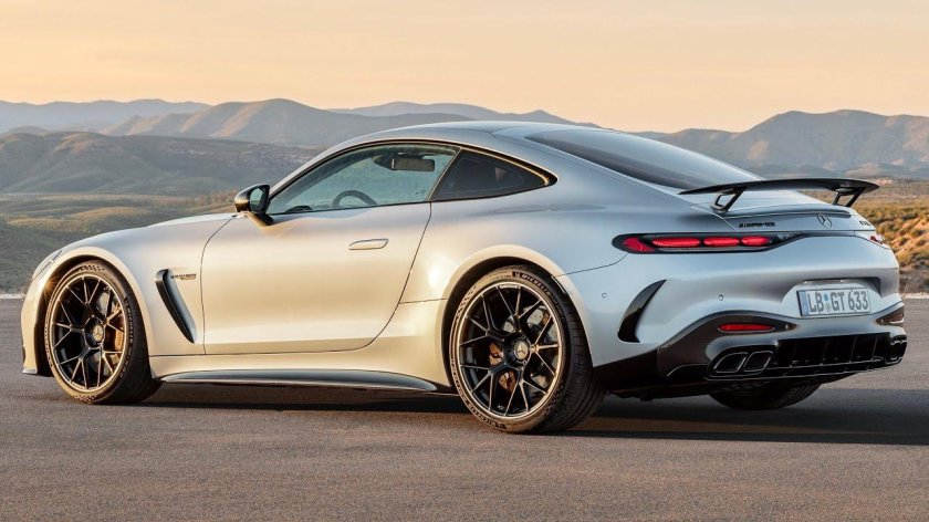 Mercedes Benz AMG gt Coupe