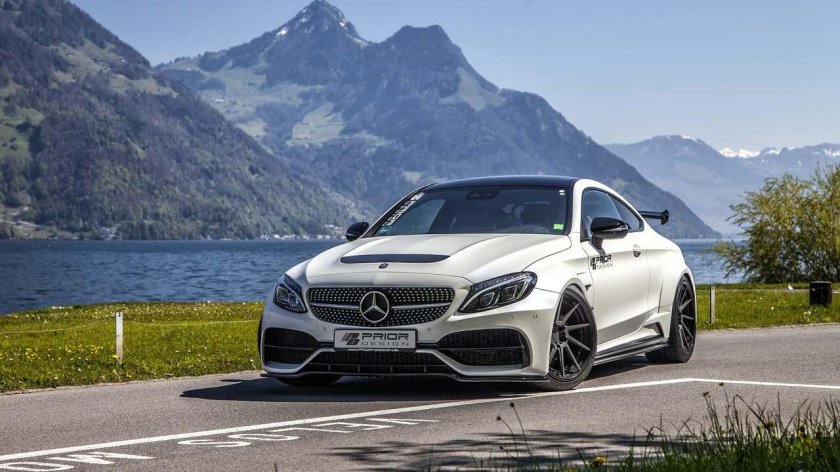 Mercedes Benz AMG 63