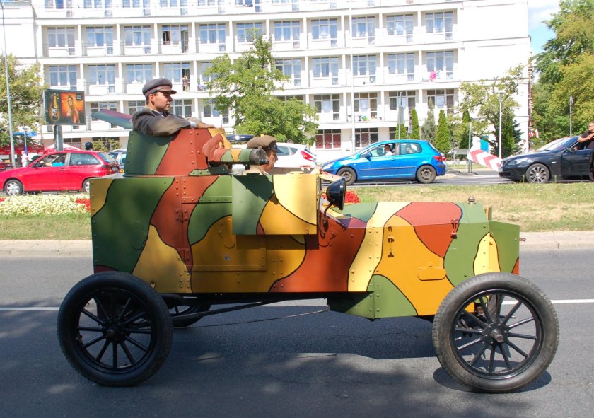 Бронеавтомобиль Форд ft-b