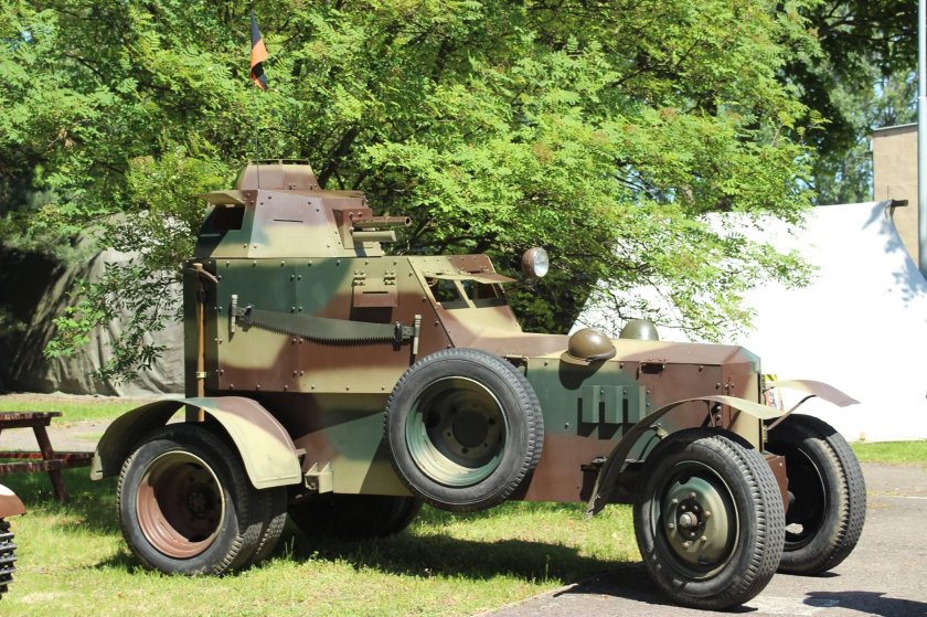 WZ 34 бронеавтомобиль