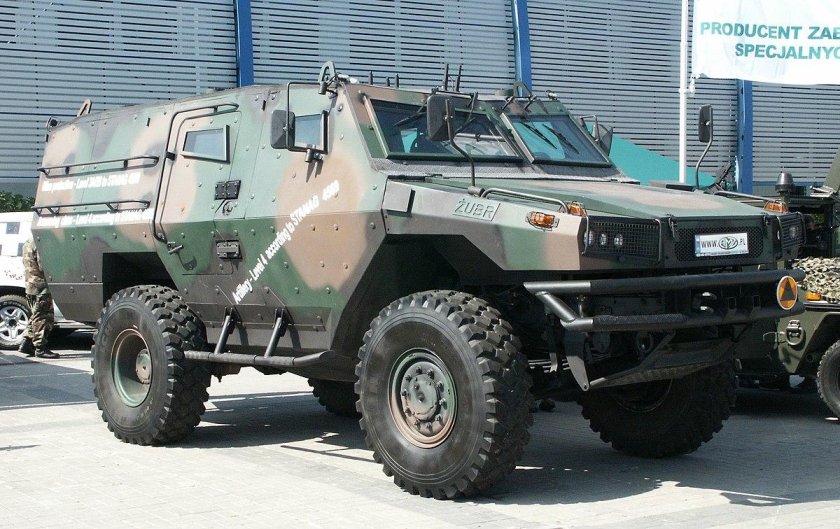 Бронеавтомобиль Zubr