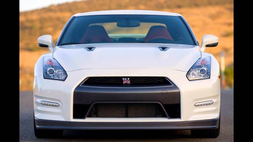 Nissan gt-r 2014