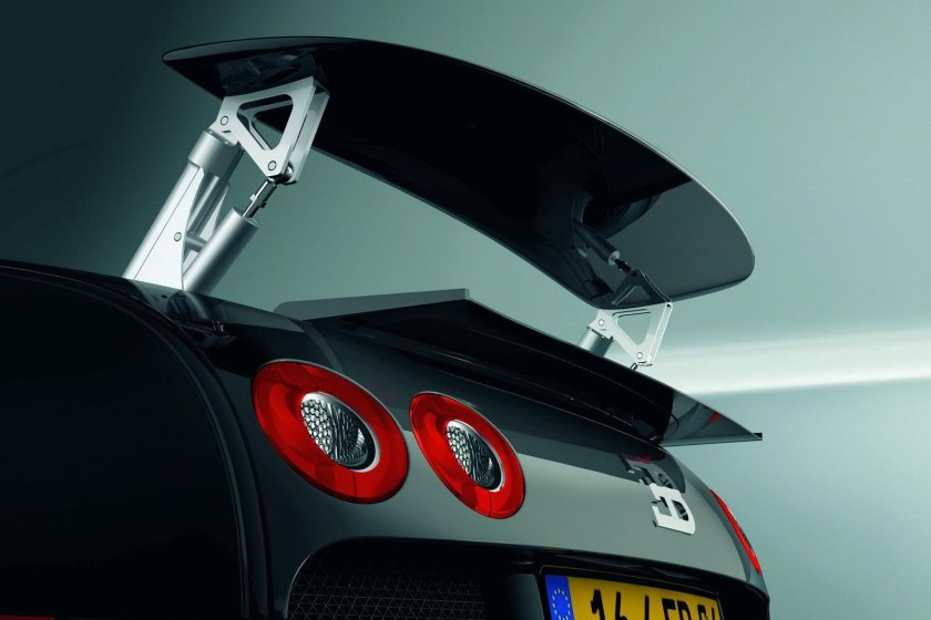 Антикрыло Бугатти Вейрон