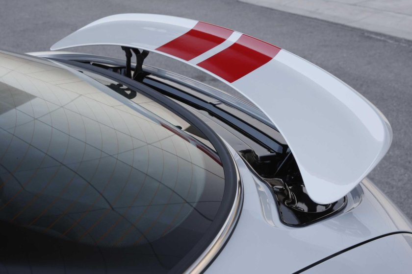 Спойлер на авто