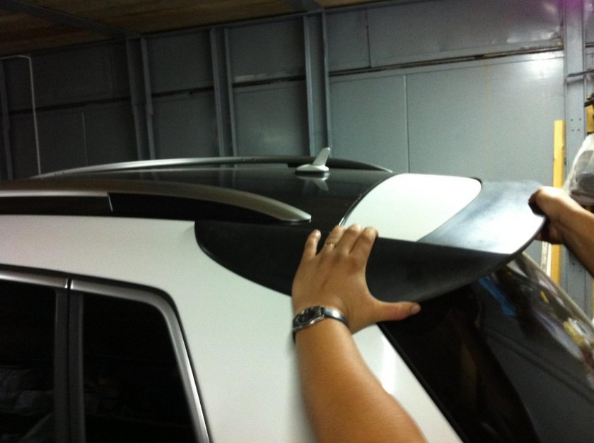 Спойлер на авто