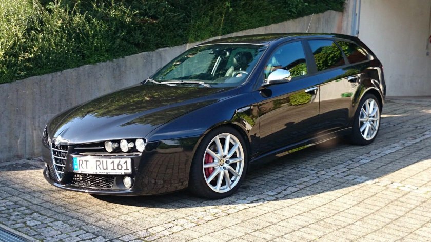Alfa Romeo 159