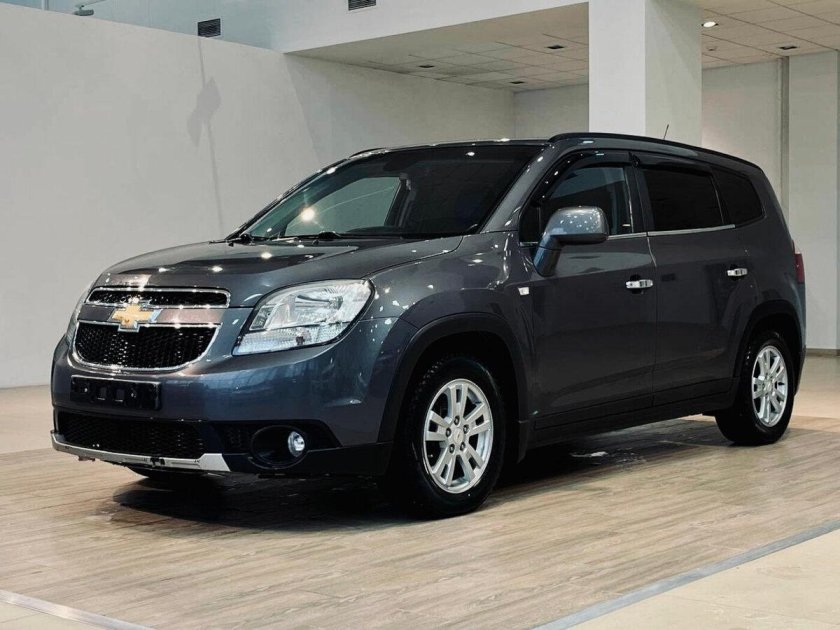 Chevrolet Orlando 2010 — 2018 i