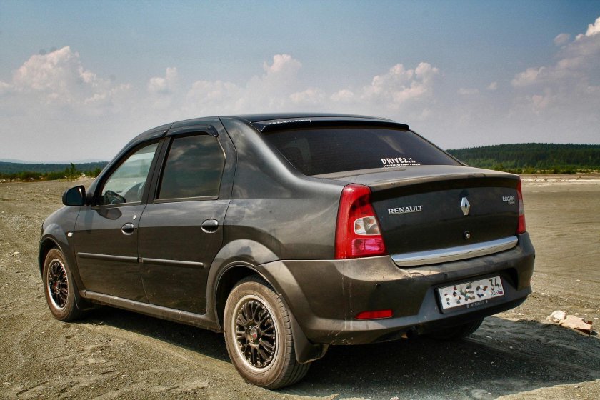 Тюнингованный Рено Логан 1 поколения