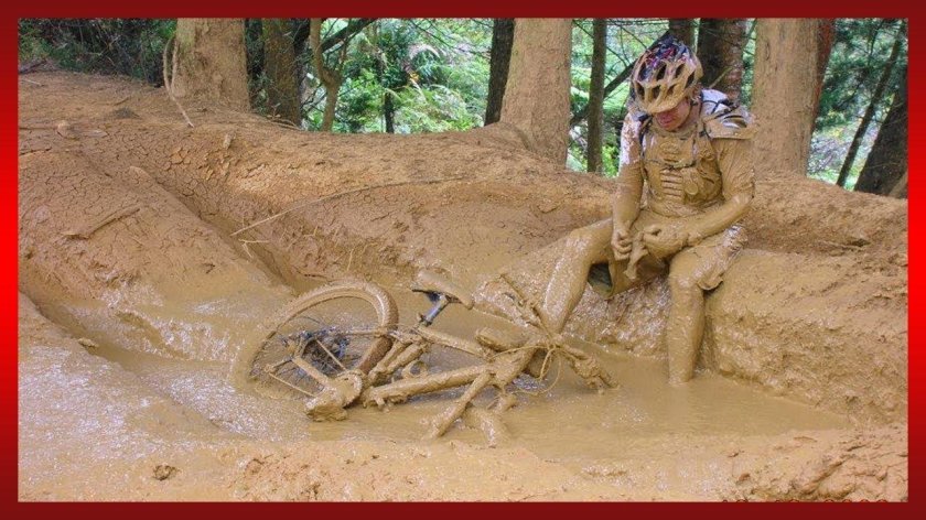 Велосипед в грязи