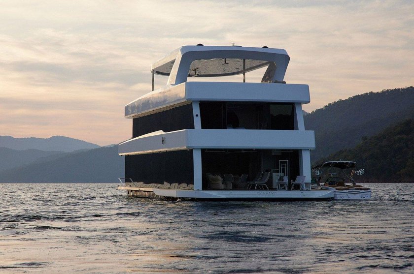 Домик на воде