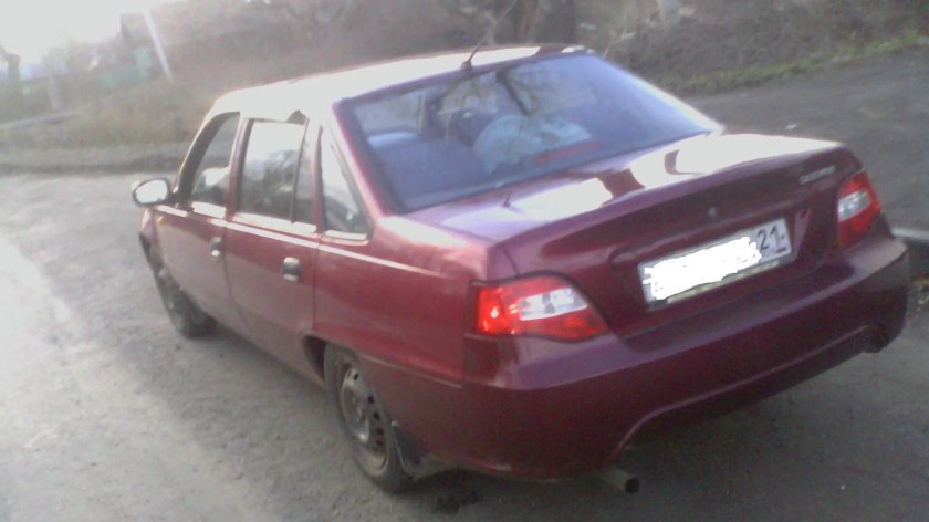Daewoo Nexia 2 вишня