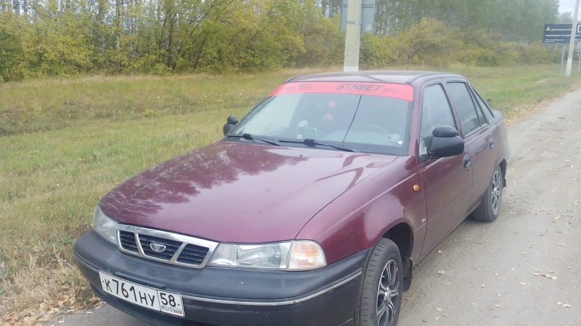 Daewoo Nexia 2011 вишня