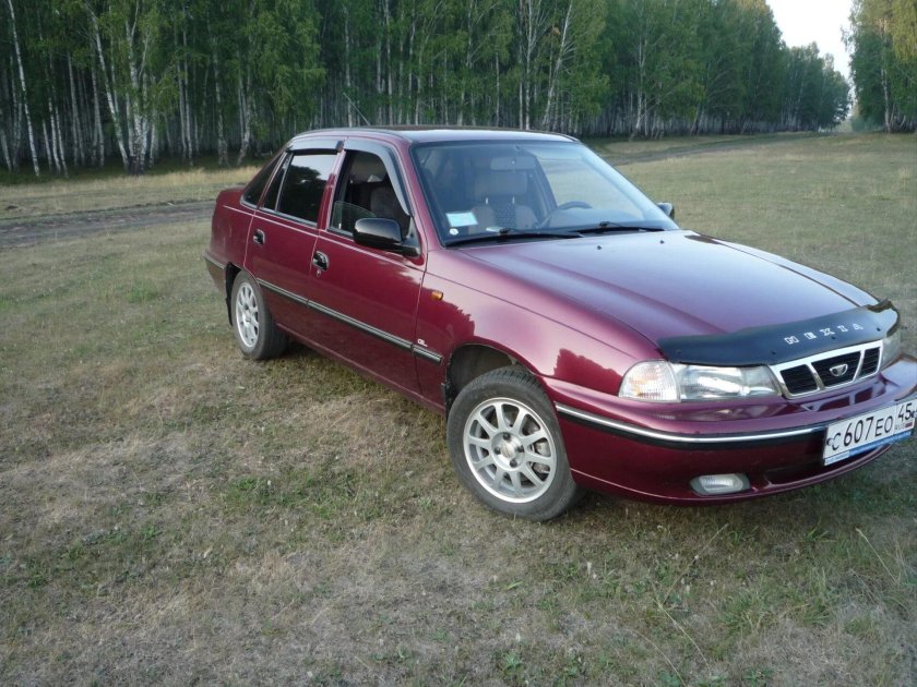 Дэу Нексия 1 поколение