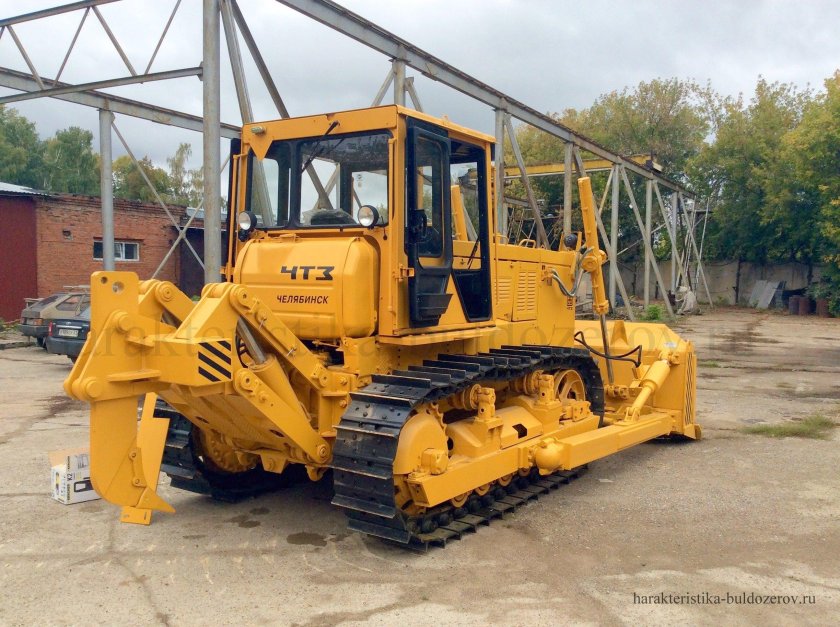 Бульдозер ЧТЗ б10м