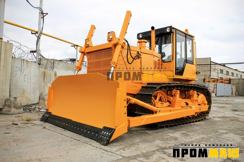 Трактор ЧТЗ б10м