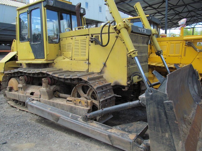 Бульдозер болотоход б10мб