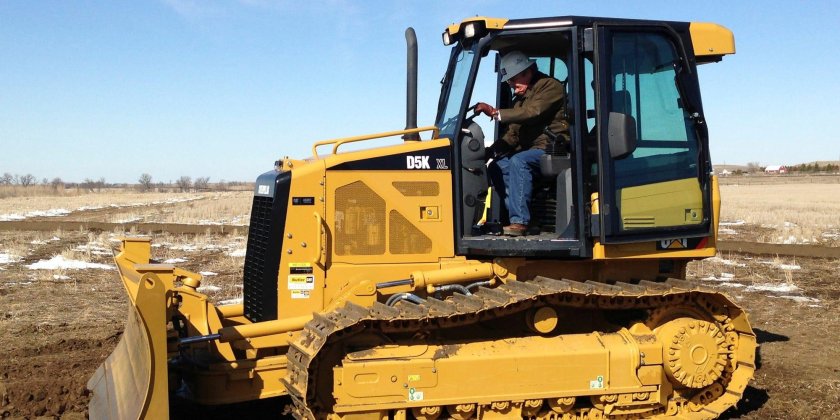 Бульдозер Хендай