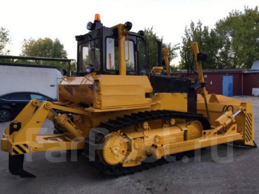 Новый бульдозер ЧЕТРА