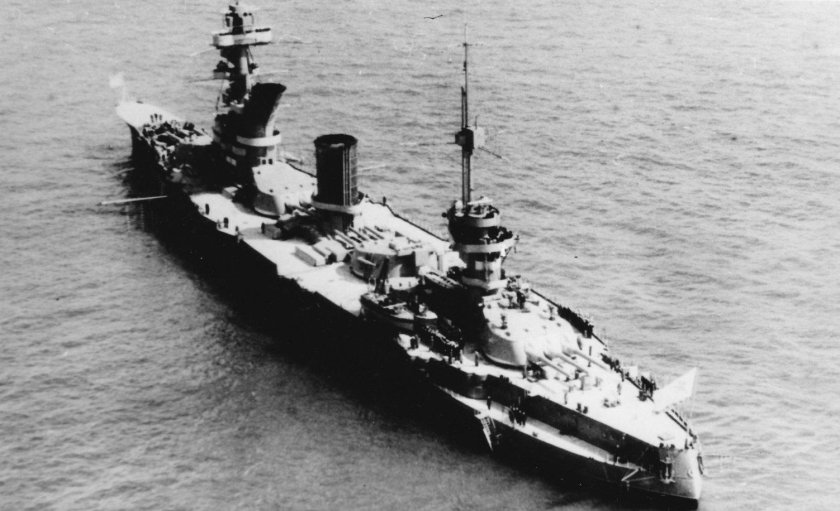 Линкор Петропавловск Марат