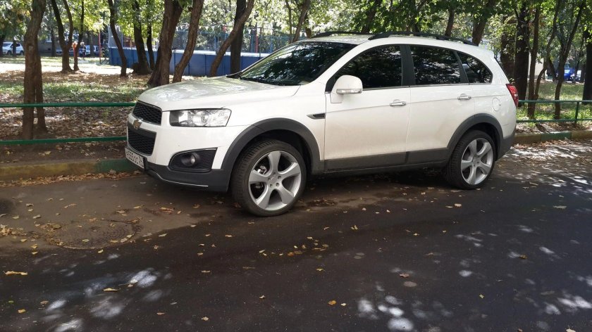 Chevrolet Captiva r20