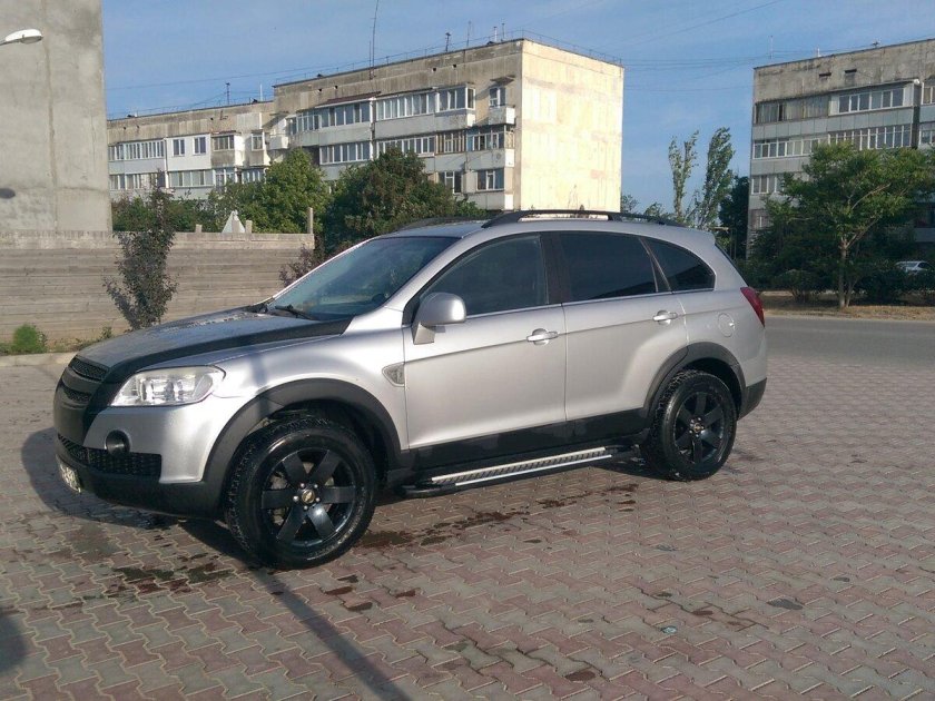 Chevrolet Captiva черные диски