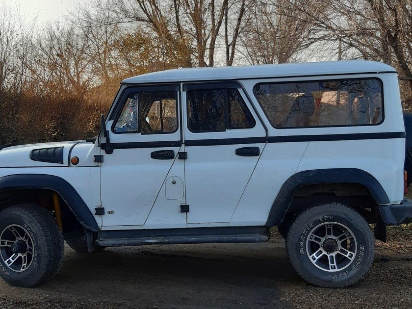 Уаз hunter 315195 серый
