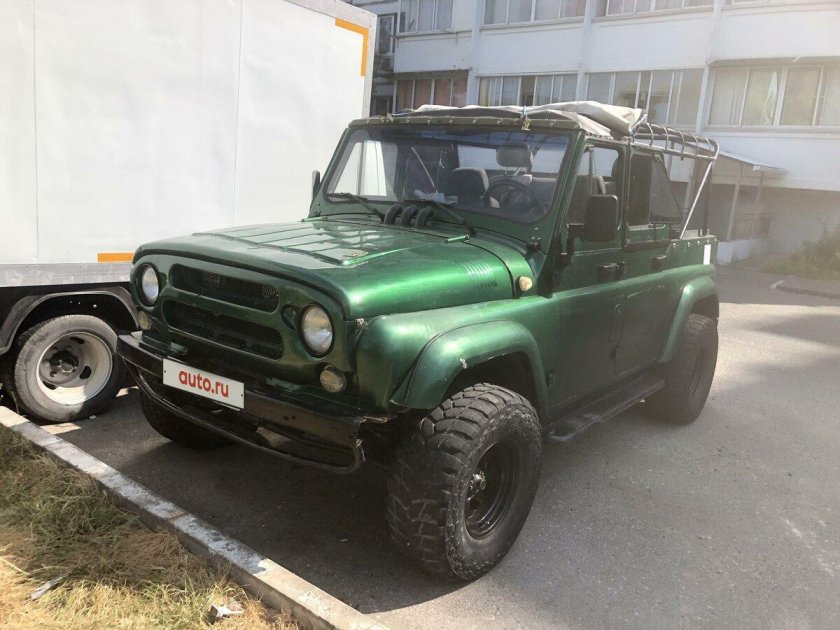 Уаз 3151 темно зелёный