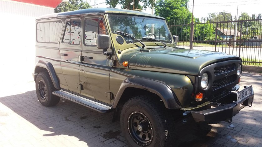 УАЗ длиннобазный 3159