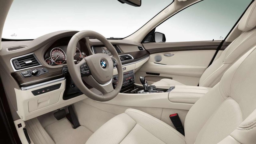 BMW 5 Gran Turismo салон