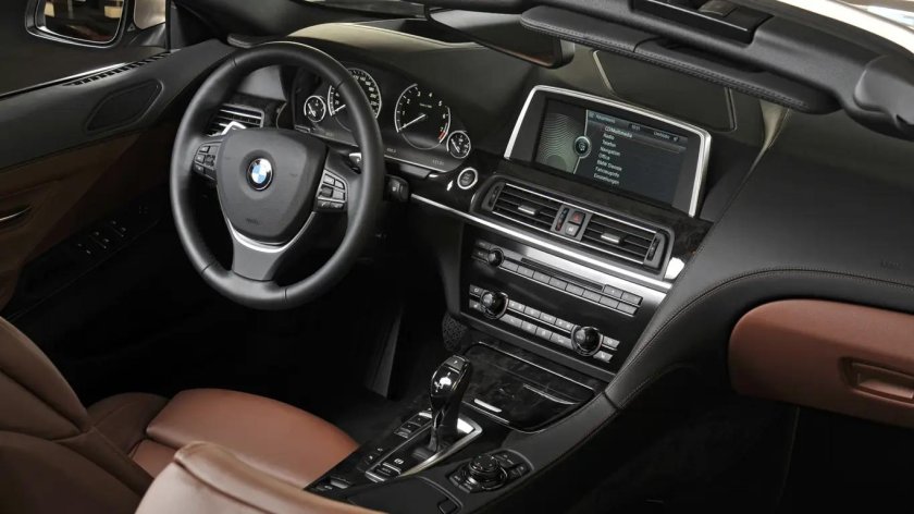 BMW 650i салон