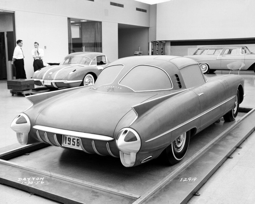 Oldsmobile Golden Rocket