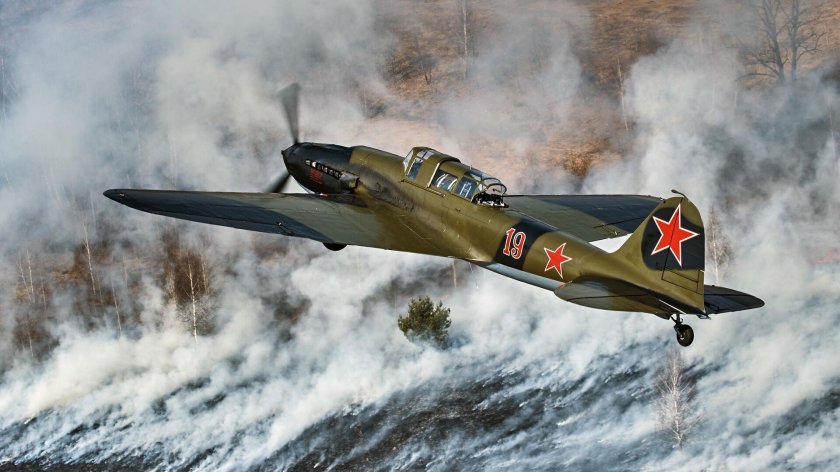 Самолёт ил-2 Штурмовик