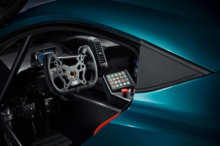 Mclaren f1 gtr салон