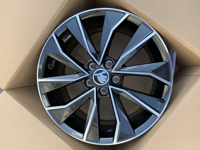 Диски р16 на Рапид