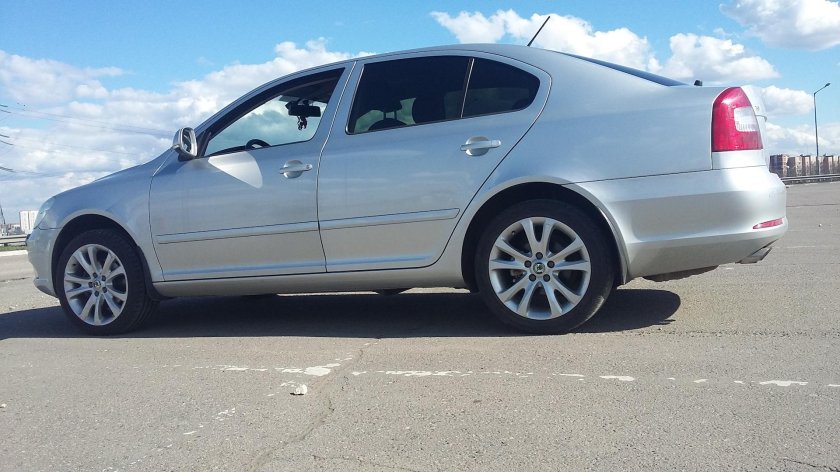 Октавия а5 r17