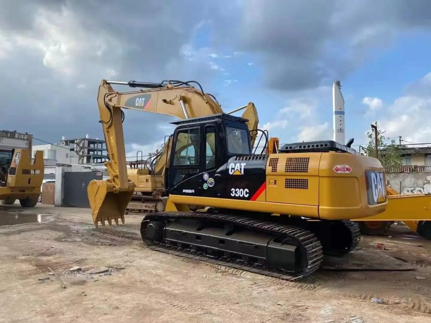 Caterpillar 330