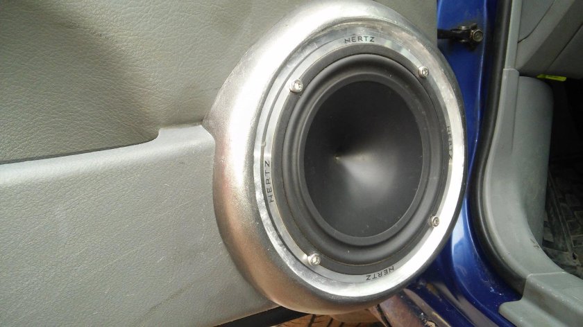 Подиумы под 16 динамики на Шевроле Лачетти хэтчбек