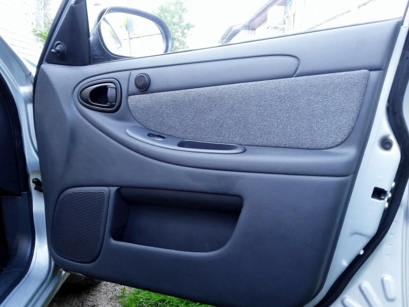 ЗАЗ шанс 1.3 автозвук обшивки