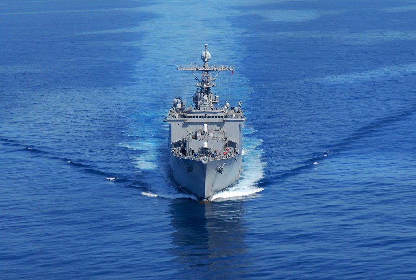 Военный корабль