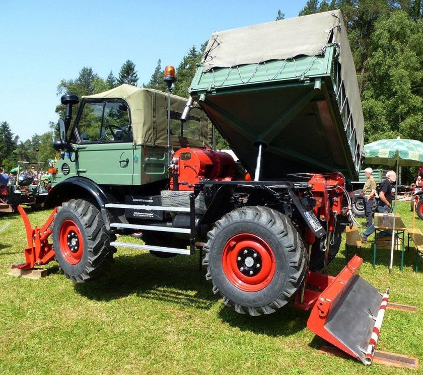 Mercedes benz unimog 416