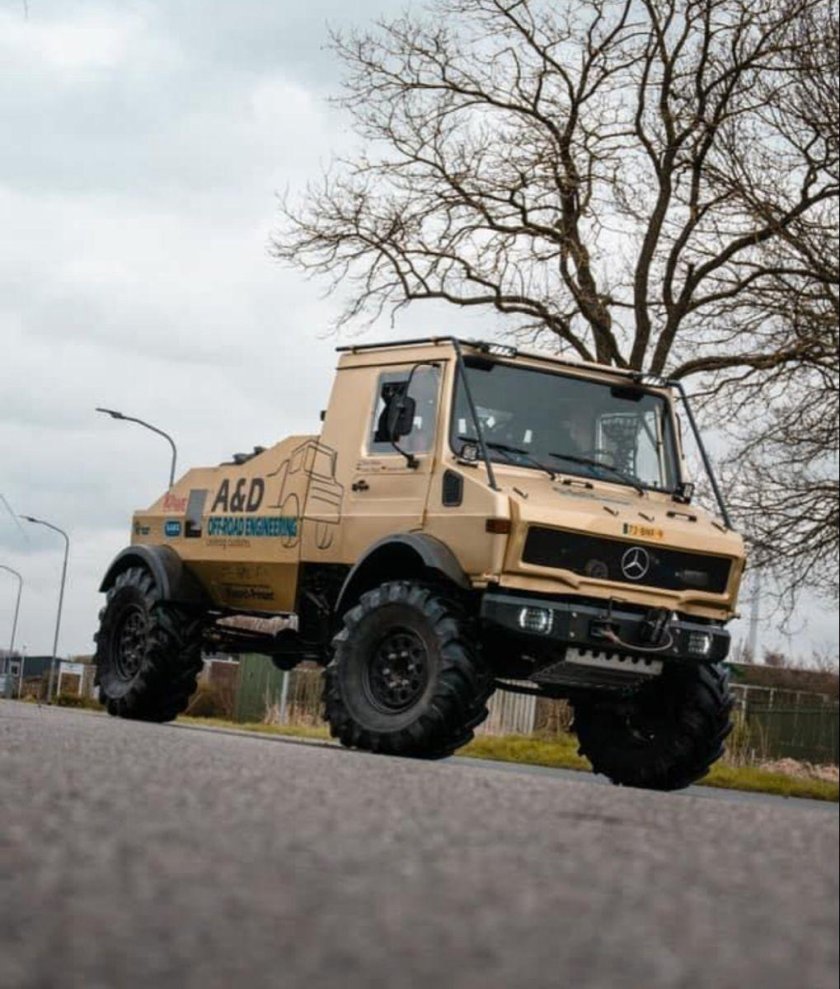Mercedes Benz Unimog 2022