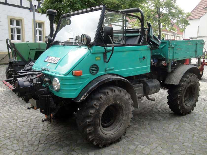 Unimog 407