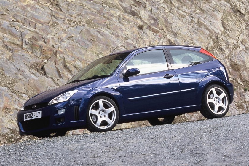 Ford Focus 1 хэтчбек