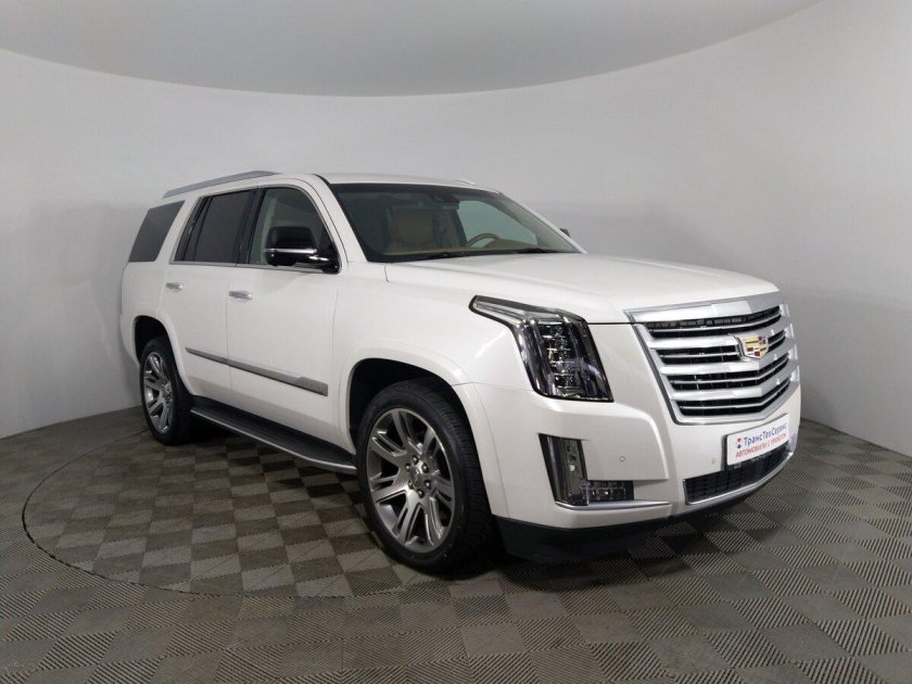 Белый кадиллак эскалейд