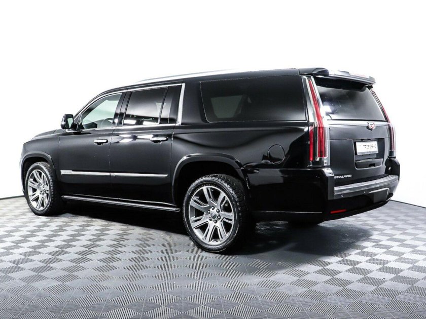 Черный кадиллак эскалейд