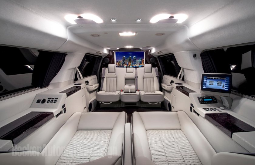 Кадиллак Эскалейд 2023 салон