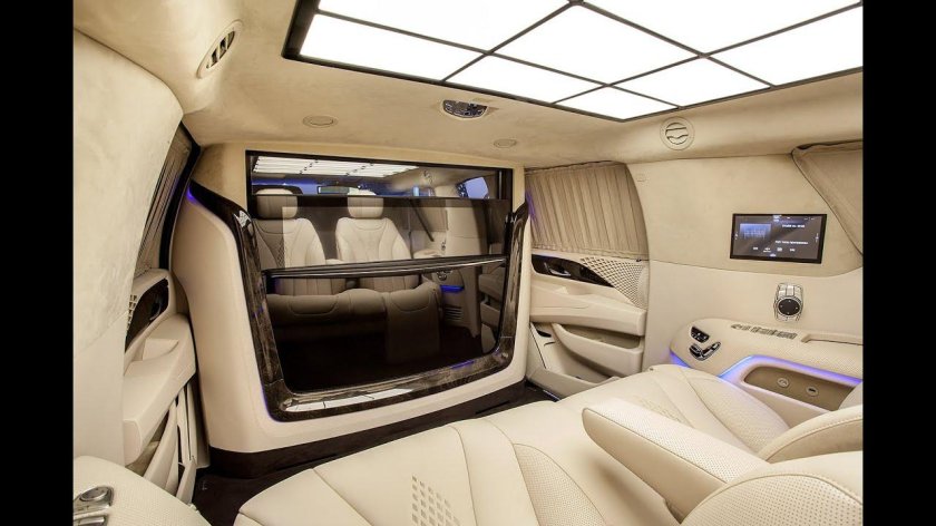 Кадиллак Эскалейд 2022 салон