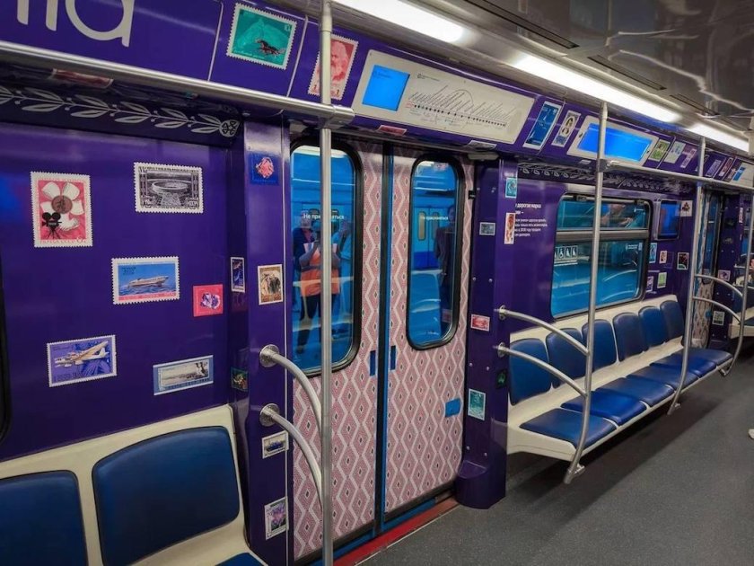 Вагон метро