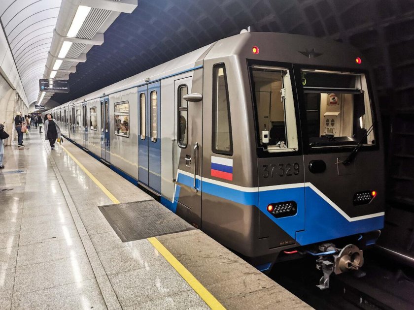 Москва вагон метро